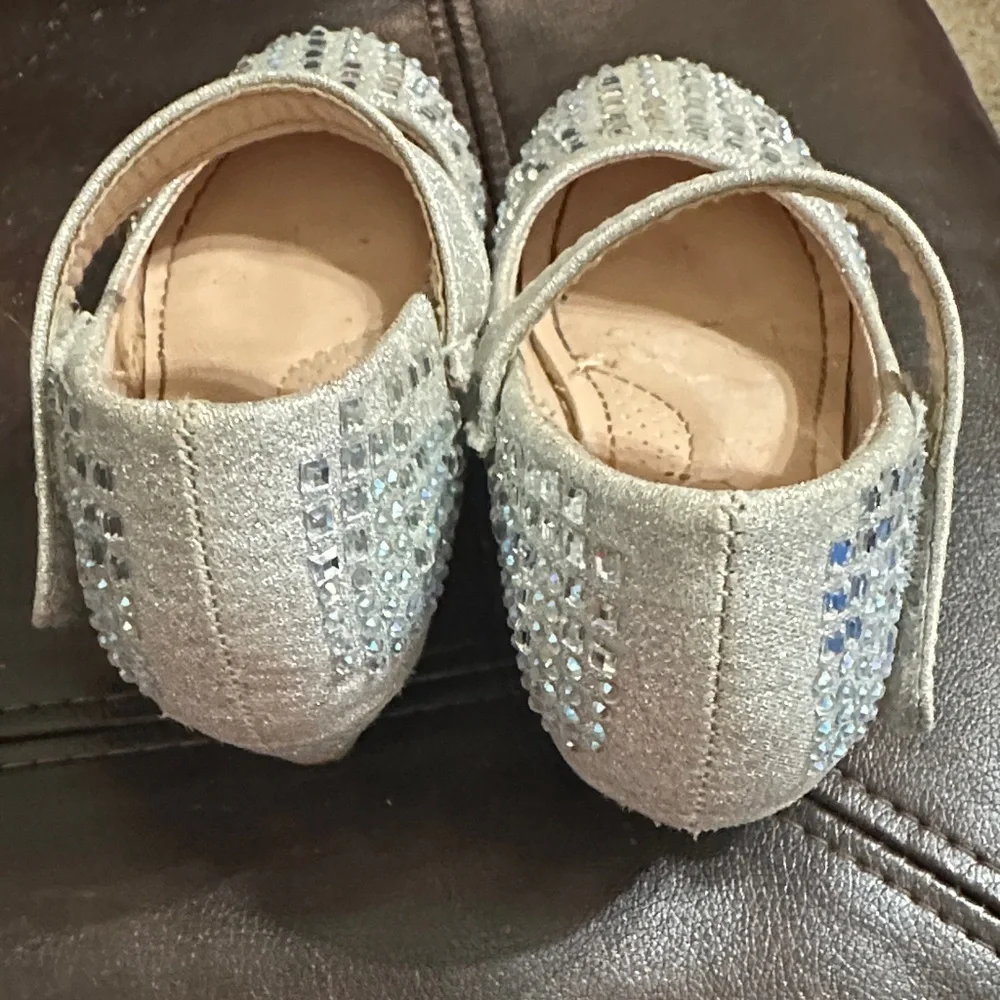 Sparkly Silver Kids Mary Jane Shoes silver bead glitter heel